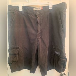 Levi’s s Cargo Shorts Mens size 42